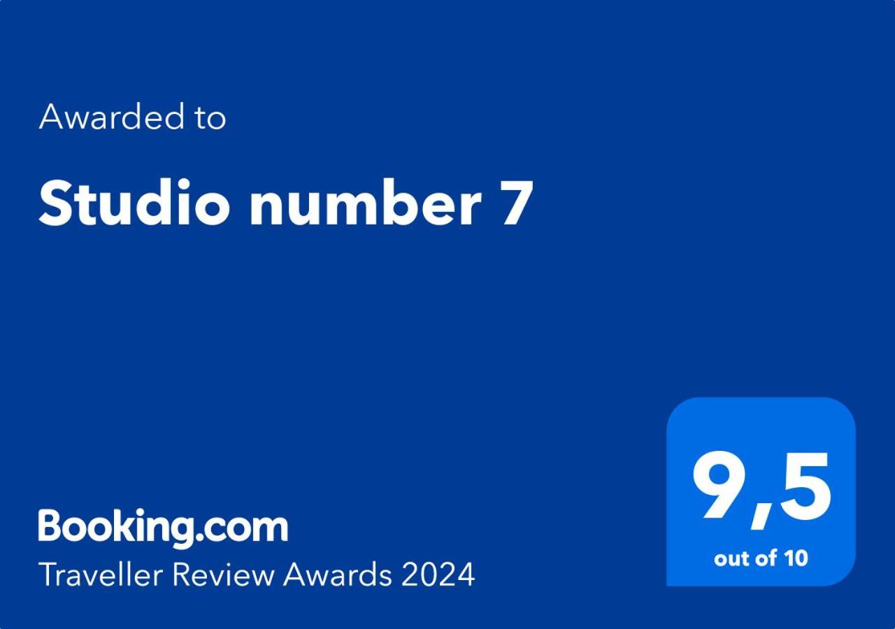 Studio Number 7 펜틴 외부 사진
